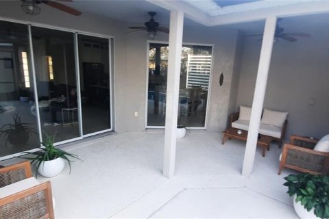 Villa ou maison à vendre à Kissimmee, Floride: 4 chambres, 162.02 m2 № 2219071 - photo 28