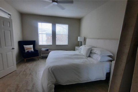 Villa ou maison à vendre à Kissimmee, Floride: 4 chambres, 162.02 m2 № 2219071 - photo 13