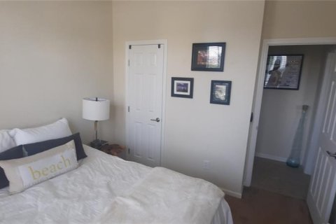 Villa ou maison à vendre à Kissimmee, Floride: 4 chambres, 162.02 m2 № 2219071 - photo 19