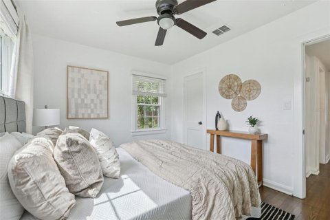 House in Orlando, Florida 3 bedrooms, 94.57 sq.m. № 1791803 - photo 21