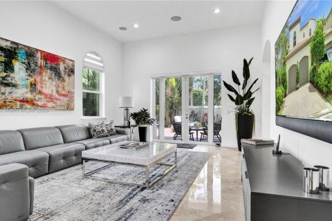 Townhouse in Hollywood, Florida 4 bedrooms, 310.48 sq.m. № 1882274 - photo 2