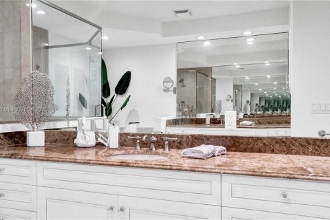 Townhouse in Hollywood, Florida 4 bedrooms, 310.48 sq.m. № 1882274 - photo 29