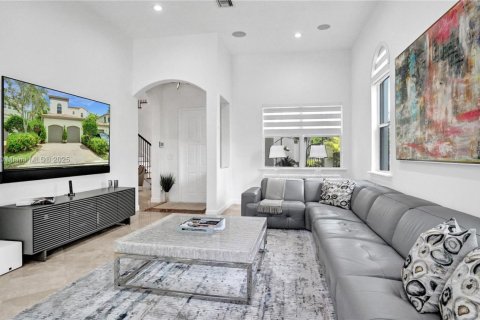 Townhouse in Hollywood, Florida 4 bedrooms, 310.48 sq.m. № 1882274 - photo 4