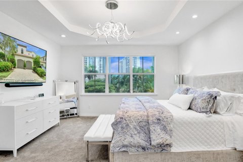 Townhouse in Hollywood, Florida 4 bedrooms, 310.48 sq.m. № 1882274 - photo 18