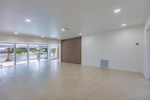 House in Sunrise, Florida 4 bedrooms № 1943981 - photo 7