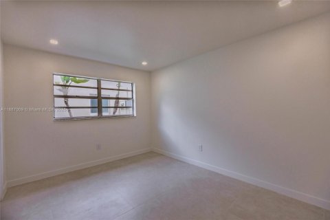 House in Sunrise, Florida 4 bedrooms № 1943981 - photo 28