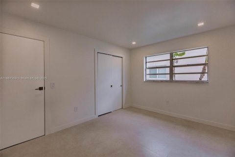 House in Sunrise, Florida 4 bedrooms № 1943981 - photo 29