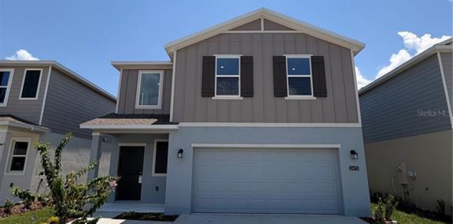 House in Eustis, Florida 4 bedrooms, 174.1 sq.m. № 2207980