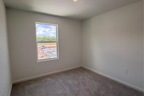 House in Eustis, Florida 4 bedrooms, 174.1 sq.m. № 2207980 - photo 11