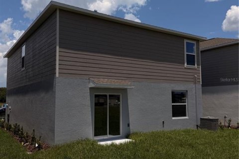 House in Eustis, Florida 4 bedrooms, 174.1 sq.m. № 2207980 - photo 7