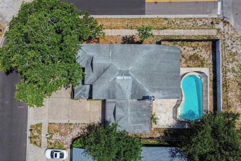 Купить виллу или дом в Семинол, Флорида 8 комнат, 222.59м2, № 2231373 - фото 30