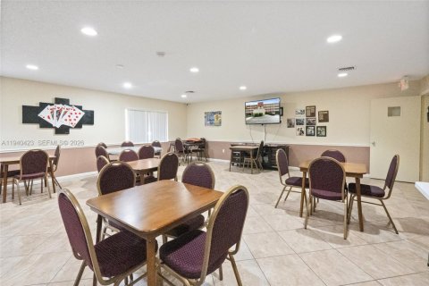 Condominio en venta en Margate, Florida, 1 dormitorio, 72 m2 № 2152698 - foto 24