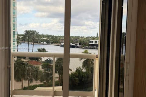 Copropriété à vendre à Aventura, Floride: 2 chambres, 135.64 m2 № 1976416 - photo 25