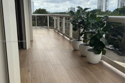 Copropriété à vendre à Aventura, Floride: 2 chambres, 135.64 m2 № 1976416 - photo 24