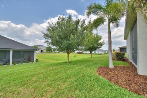 House in Auburndale, Florida 3 bedrooms, 286.23 sq.m. № 1746715 - photo 8