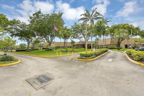 Condominio en Sunrise, Florida, 2 dormitorios  № 2193291