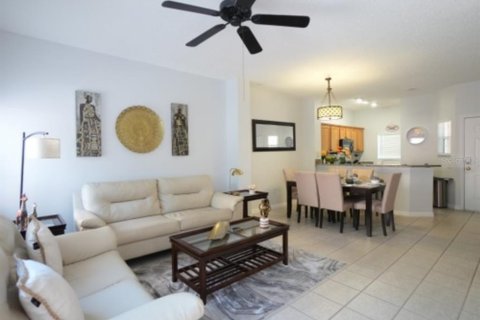 Touwnhouse à vendre à Kissimmee, Floride: 3 chambres, 119.47 m2 № 1387260 - photo 2