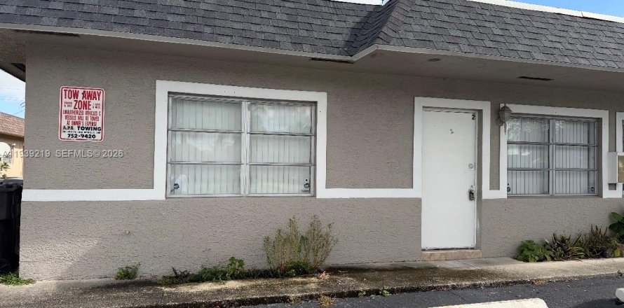 Appartement à Lauderdale Lakes, Floride 2 chambres, 69.68 m2 № 1997258