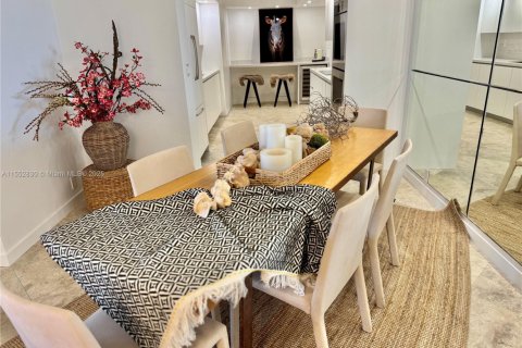 Купить кондоминиум в Ки-Бискейн, Флорида 2 спальни, 130.9м2, № 1965745 - фото 9