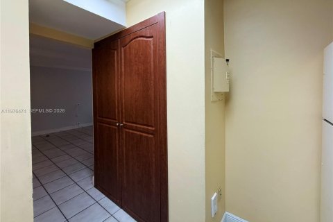 Copropriété à vendre à Miami, Floride: 3 chambres, 136.57 m2 № 2041491 - photo 20