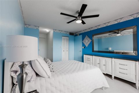 Condominio en venta en Sunrise, Florida, 1 dormitorio, 79.9 m2 № 2021857 - foto 12