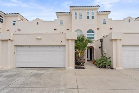 Condo in Ormond Beach, Florida, 3 bedrooms № 2108216 - photo 4