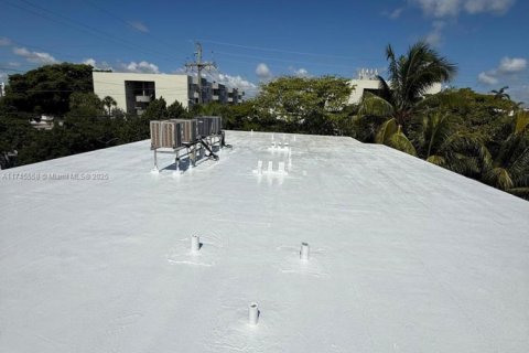 Immobilier commercial à vendre à Miami Beach, Floride: 395.21 m2 № 1961521 - photo 3