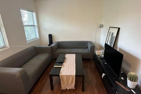 Immobilier commercial à vendre à Miami Beach, Floride: 395.21 m2 № 1961521 - photo 5