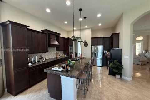 Villa ou maison à vendre à Port St. Lucie, Floride: 3 chambres, 291.99 m2 № 2064193 - photo 12
