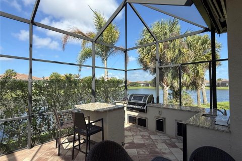 Villa ou maison à vendre à Port St. Lucie, Floride: 3 chambres, 291.99 m2 № 2064193 - photo 16