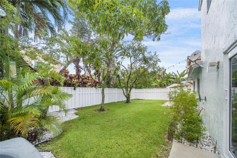 House in Plantation, Florida 3 bedrooms, 167.78 sq.m. № 1841353 - photo 24