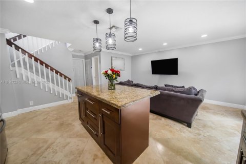House in Plantation, Florida 3 bedrooms, 167.78 sq.m. № 1841353 - photo 10