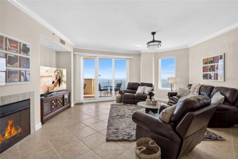 Copropriété à vendre à Daytona Beach Shores, Floride: 3 chambres, 228.63 m2 № 2405640 - photo 2