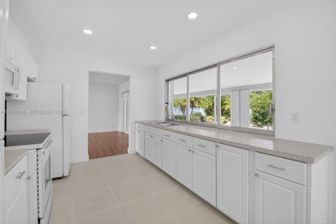 Снять в аренду виллу или дом в Бока-Ратон, Флорида 123.65м2, № 2005771 - фото 10