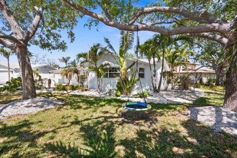 Villa ou maison à vendre à Treasure Island, Floride: 3 chambres, 169.36 m2 № 2314265 - photo 5