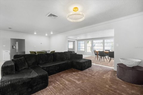 Villa ou maison à vendre à Treasure Island, Floride: 3 chambres, 169.36 m2 № 2314265 - photo 20