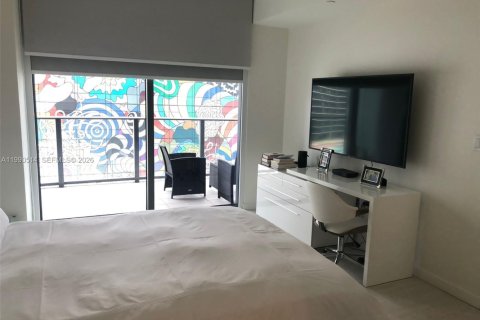 Condo in Miami, Florida, 1 bedroom  № 2053088 - photo 17