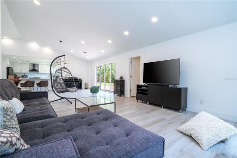 Casa en venta en Orlando, Florida, 3 dormitorios, 150.41 m2 № 1907780 - foto 25