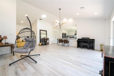 Casa en venta en Orlando, Florida, 3 dormitorios, 150.41 m2 № 1907780 - foto 14