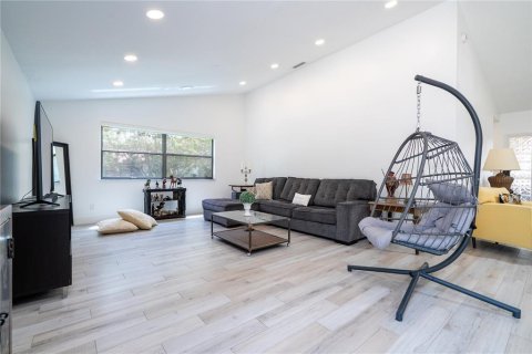 Casa en venta en Orlando, Florida, 3 dormitorios, 150.41 m2 № 1907780 - foto 16