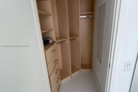 Copropriété à vendre à Miami, Floride: 1 chambre, 60.67 m2 № 1804246 - photo 12