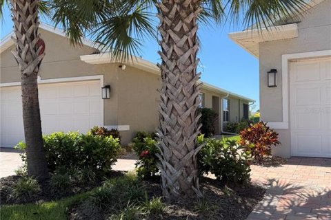 Casa en venta en Port Charlotte, Florida, 2 dormitorios, 140.84 m2 № 2235447 - foto 3
