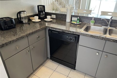 Townhouse in Kissimmee, Florida 3 bedrooms, 136.38 sq.m. № 2098403 - photo 16