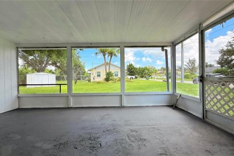 Villa ou maison à vendre à Palmetto, Floride: 2 chambres, 98.1 m2 № 1887146 - photo 15