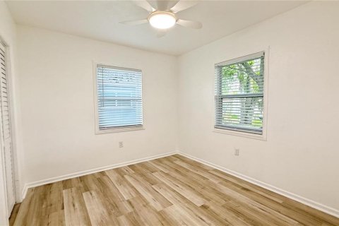 Villa ou maison à vendre à Palmetto, Floride: 2 chambres, 98.1 m2 № 1887146 - photo 12