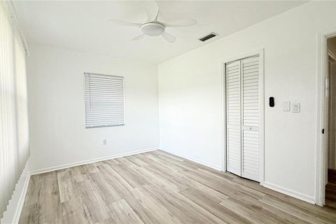 Villa ou maison à vendre à Palmetto, Floride: 2 chambres, 98.1 m2 № 1887146 - photo 10
