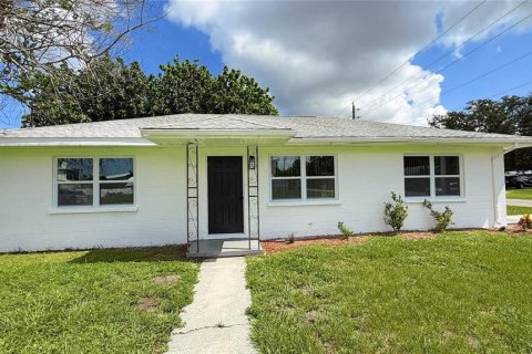 Villa ou maison à vendre à Palmetto, Floride: 2 chambres, 98.1 m2 № 1887146 - photo 2