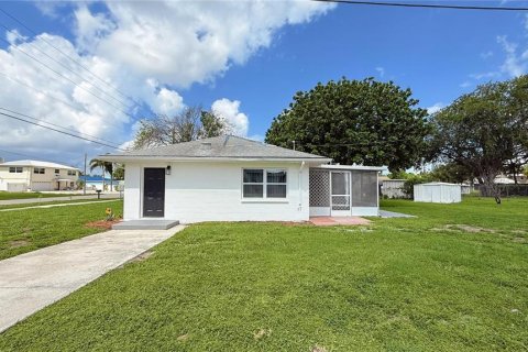 Villa ou maison à vendre à Palmetto, Floride: 2 chambres, 98.1 m2 № 1887146 - photo 16
