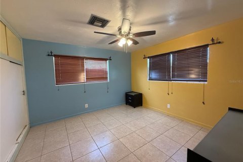 Casa en alquiler en Palm Springs, Florida, 3 dormitorios, 811.97 m2 № 1831229 - foto 13