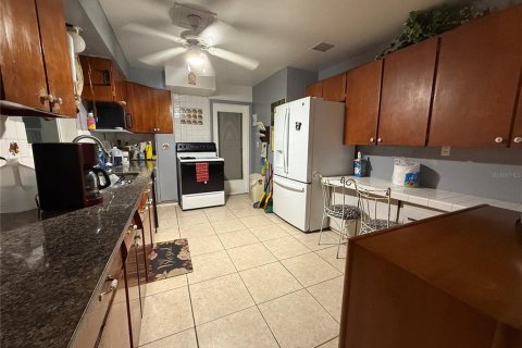 Casa en alquiler en Palm Springs, Florida, 3 dormitorios, 811.97 m2 № 1831229 - foto 7